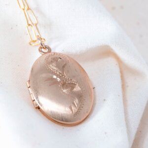 Vintage Oval Locket Necklace