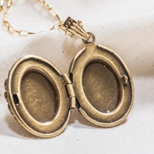 Art Deco Style Faux Pearl Locket Necklace