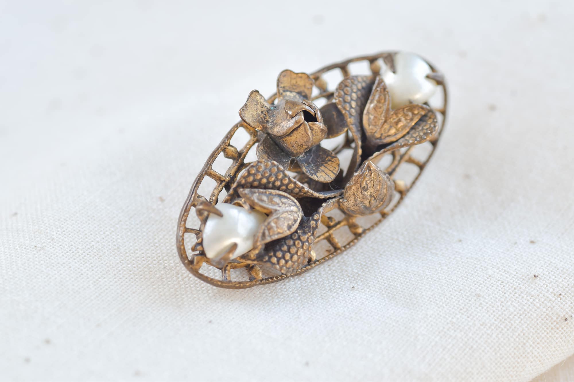 Antique Victorian Filigree Flower Pearl Brooch - Image 2